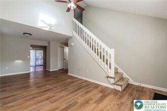 2657 Tamlynn Ct in Easton, PA - Building Photo - Building Photo