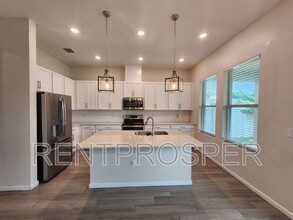 354 Wooded Vine Dr in Winter Springs, FL - Building Photo - Building Photo