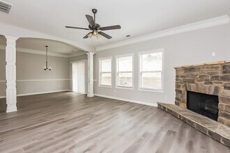 159 Bethany Manor Dr in Ball Ground, GA - Foto de edificio - Building Photo