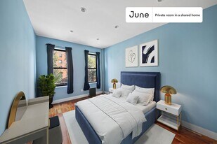 Room in Shared 3 bed/1 bath home in New York, NY - Building Photo