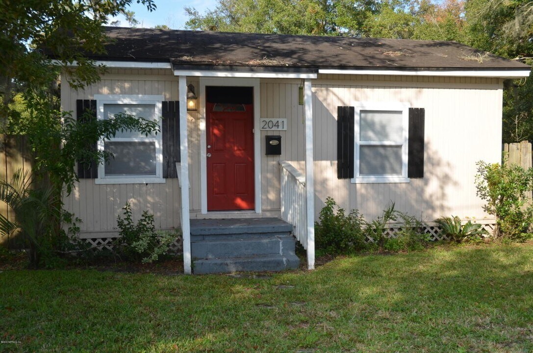 2041 Inwood Terrace in Jacksonville, FL - Building Photo