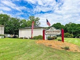 Springwood Apartments in Greenville, SC - Building Photo