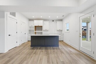 508 Cripple Creek Cir in Nicholasville, KY - Building Photo - Building Photo