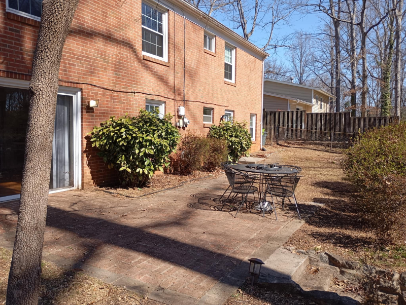 1532 Trailridge Rd in Charlottesville, VA - Building Photo