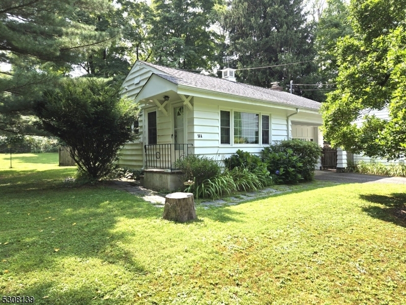 59 Furnace Rd in Chester, NJ - Building Photo