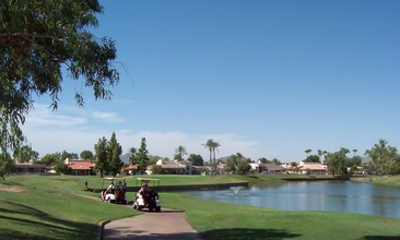 Starfire House Apartments in Scottsdale, AZ - Building Photo - Building Photo