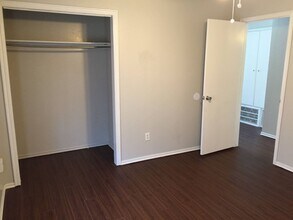 1012 NW 14th St in Moore, OK - Building Photo - Building Photo