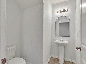 8506 Hunters Fork Loop in Ruskin, FL - Building Photo - Building Photo