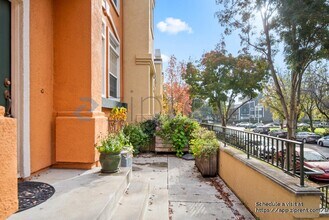 3583 Madison Common in Fremont, CA - Building Photo - Building Photo