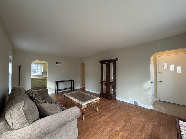 538 Mills St in Hinsdale, IL - Building Photo - Building Photo