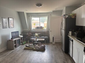 5637 W 63rd St in Chicago, IL - Building Photo - Building Photo