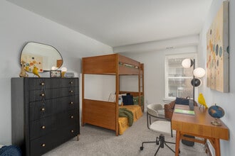 Top Of The Hill Apartments in Feasterville, PA - Foto de edificio - Interior Photo