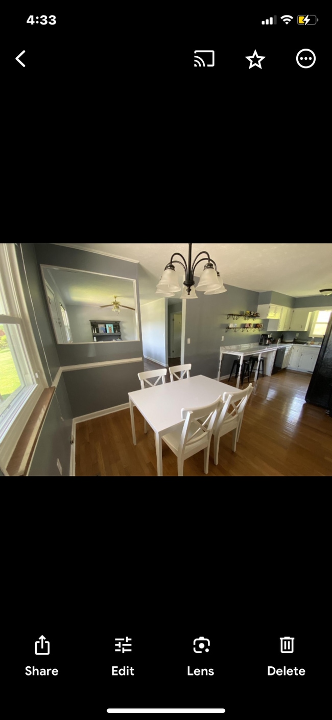 512 Meadow St in Harrogate, TN - Foto de edificio - Building Photo