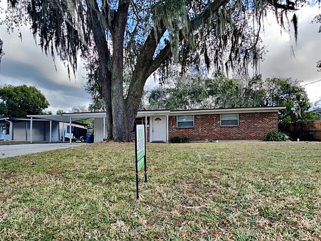 property at 312 Suzanne Dr