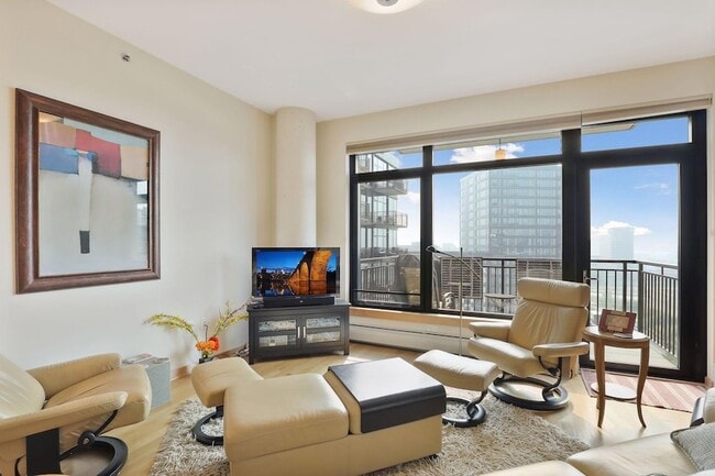 1120 S 2nd St in Minneapolis, MN - Foto de edificio - Building Photo