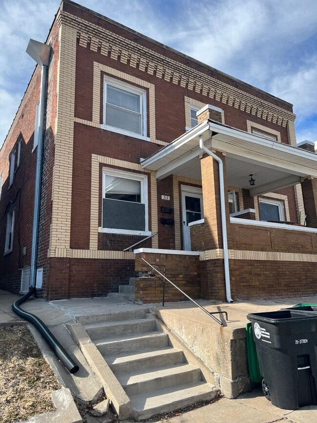 property at 510-512 S 21st Ave