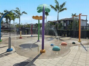 8382 NW 51st Terrace in Doral, FL - Building Photo - Building Photo