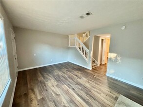 97 Caboose Ct NW in Lawrenceville, GA - Building Photo - Building Photo