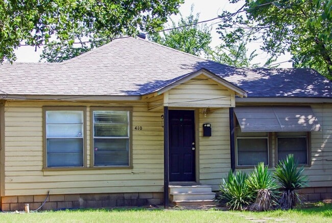 property at 410 W Highland St