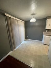 198 E Milton St in Lebanon, OR - Building Photo - Building Photo