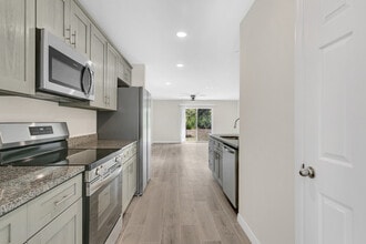 2303 Fox Hollow Dr in Titusville, FL - Building Photo - Building Photo