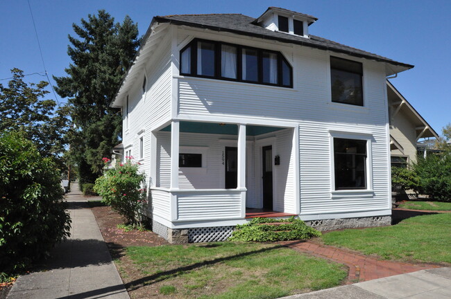 property at 1594 Mill St