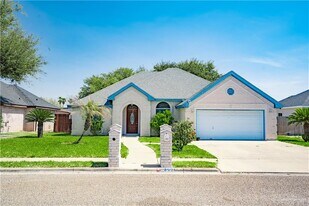 34 Gabriel St in Palmview, TX - Building Photo