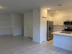 2661 SE 10th St in Homestead, FL - Building Photo - Building Photo