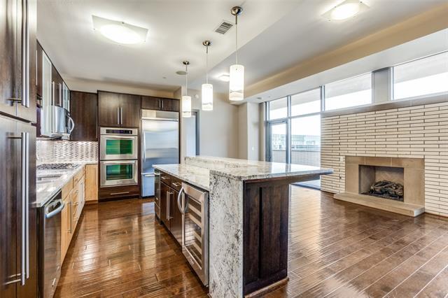 1700 Cedar Springs Rd in Dallas, TX - Building Photo - Building Photo