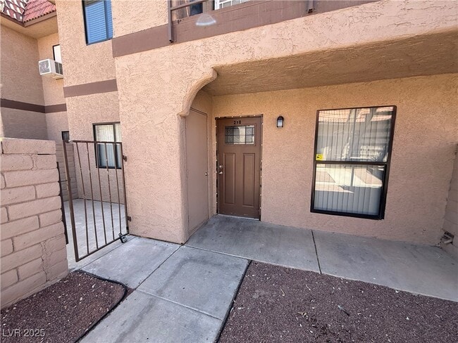 property at 4300 N Lamont St