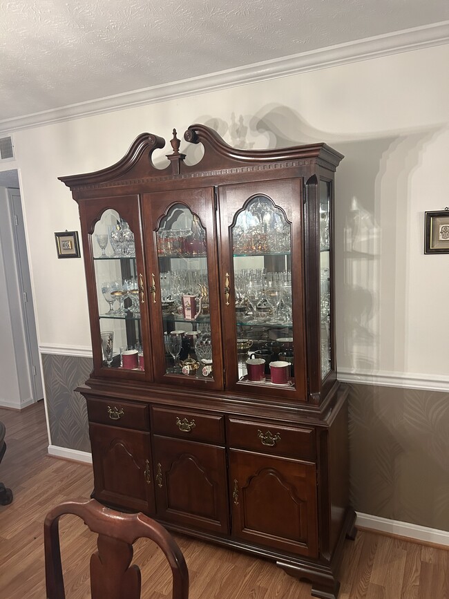 4208 Browns Ln in Louisville, KY - Foto de edificio - Building Photo