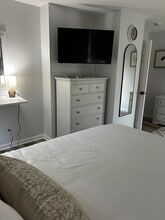1361 Forest Lake Dr in Southport, NC - Building Photo - Building Photo
