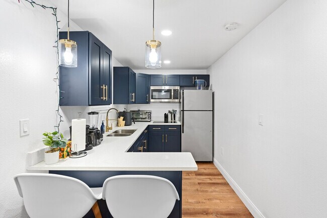 1021 1/2 E 25th Ave in Tampa, FL - Building Photo - Building Photo