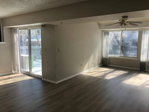 15047 E Louisiana Dr in Aurora, CO - Building Photo - Building Photo