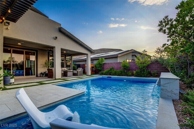 9702 Starlight Ridge Ave in Las Vegas, NV - Building Photo - Building Photo