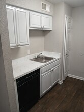 Spring Oaks Apartments in Spring, TX - Foto de edificio - Building Photo