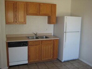 4807 Georges Farm in San Antonio, TX - Building Photo - Building Photo