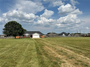 4855 SW Regional Airport Blvd in Bentonville, AR - Building Photo - Building Photo