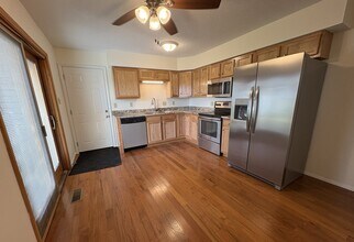 1901 Kenny Ave in Champaign, IL - Building Photo - Building Photo