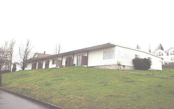 443 SE 2nd St in Troutdale, OR - Building Photo - Building Photo