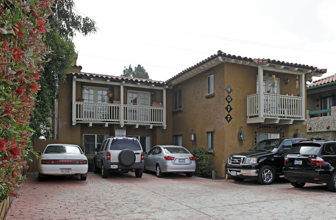 4077 UTAH St in San Diego, CA - Foto de edificio