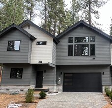 3317 Fir Ave in South Lake Tahoe, CA - Building Photo - Building Photo