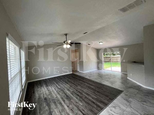 2813 Parlay Ln in North Port, FL - Foto de edificio - Building Photo