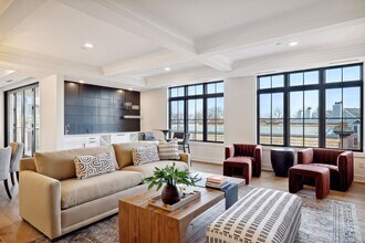 511 2nd St, Unit 3 in Excelsior, MN - Foto de edificio - Building Photo