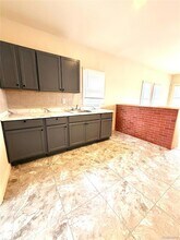 19457 Evergreen Rd in Detroit, MI - Building Photo - Building Photo