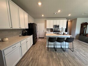 247 Simon in Kyle, TX - Building Photo - Building Photo