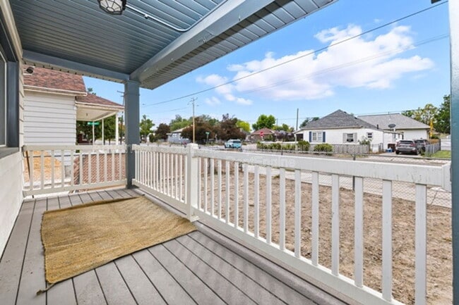 486 2nd Ave in Midvale, UT - Building Photo - Building Photo