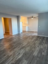 966 W 11th St in Los Angeles, CA - Building Photo