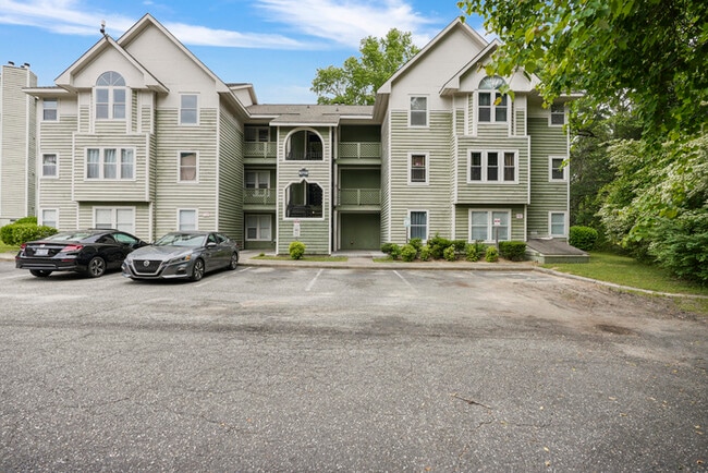 6716 Willowbrook Dr in Fayetteville, NC - Building Photo - Building Photo