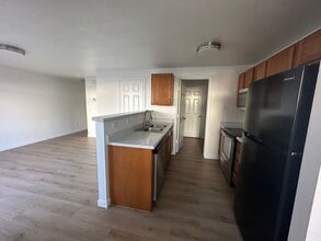 3954-3958 Village Dr in Carson City, NV - Building Photo - Building Photo